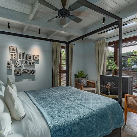 Azara Beach House - 5 Bhk Designer Villa, Candolim Beach Экстерьер фото